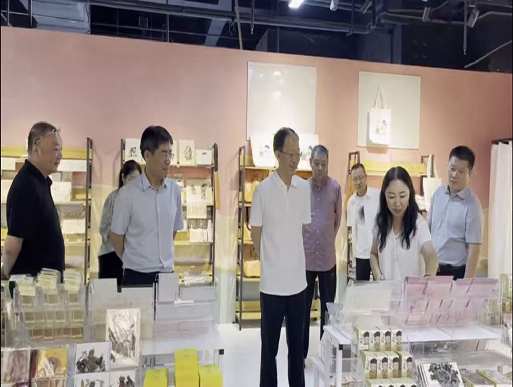 �º����г������ն�������չ����ָ���Ļ���ҵ��չ����